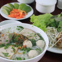 BÚN MỌC